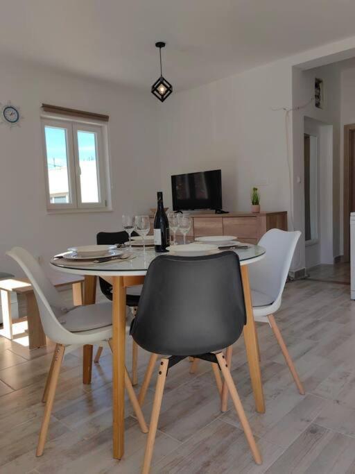 Apartment Marija, New 1Bd Apt With Free Parking Split Exterior foto