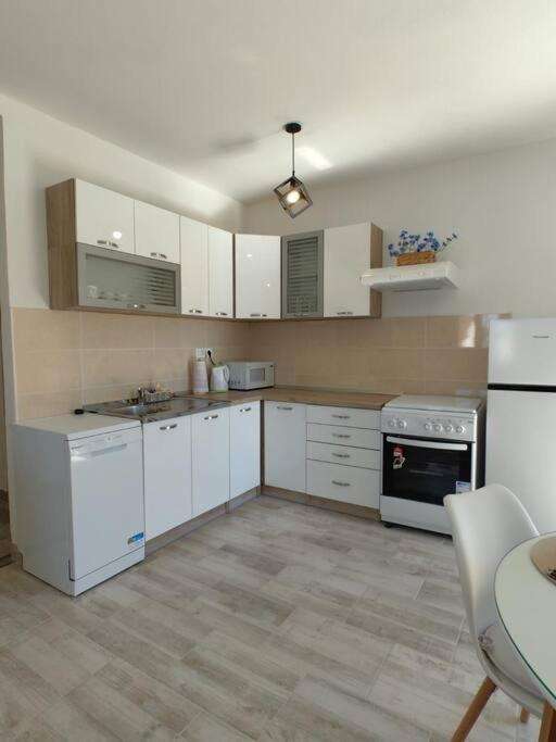 Apartment Marija, New 1Bd Apt With Free Parking Split Exterior foto